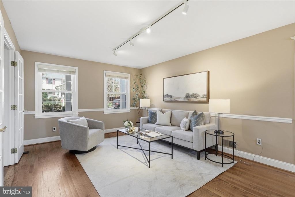 1335 Macbeth Street - Photo 7
