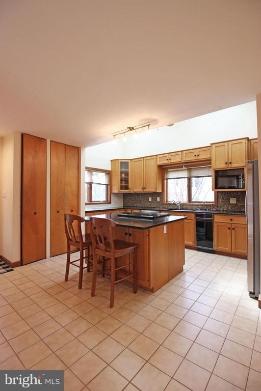 6872 Melrose Drive - Photo 5