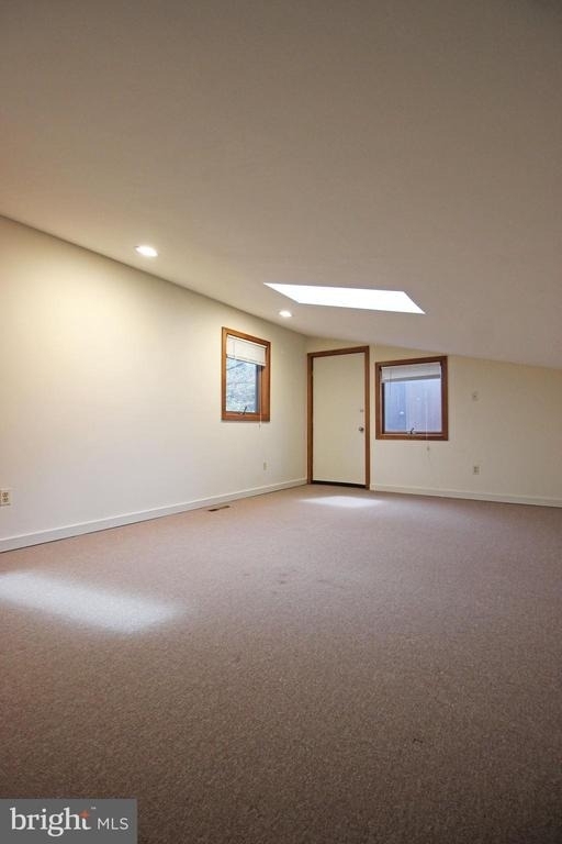6872 Melrose Drive - Photo 35