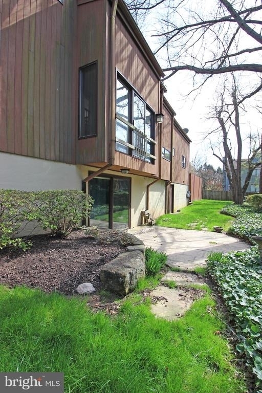 6872 Melrose Drive - Photo 47