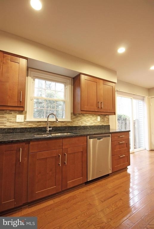 4427 Holly Avenue - Photo 7