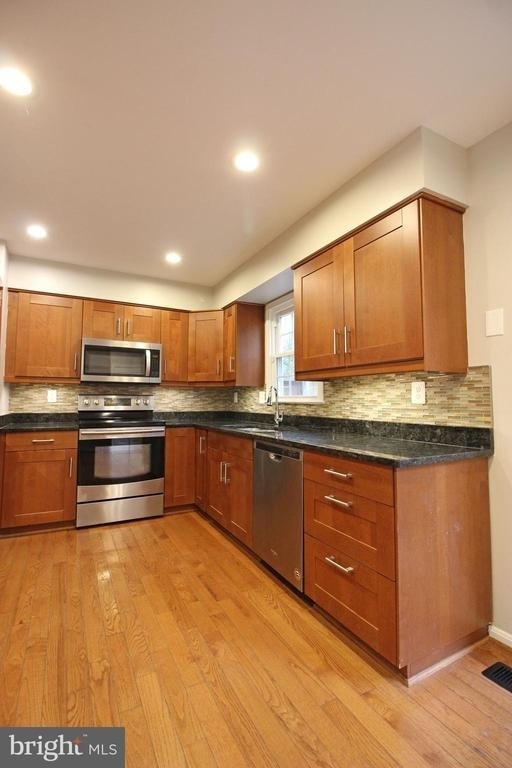 4427 Holly Avenue - Photo 5