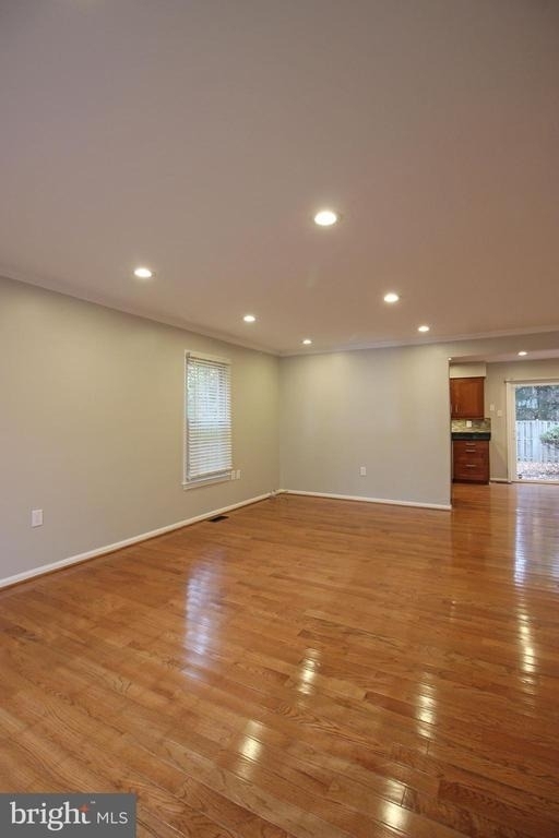 4427 Holly Avenue - Photo 2