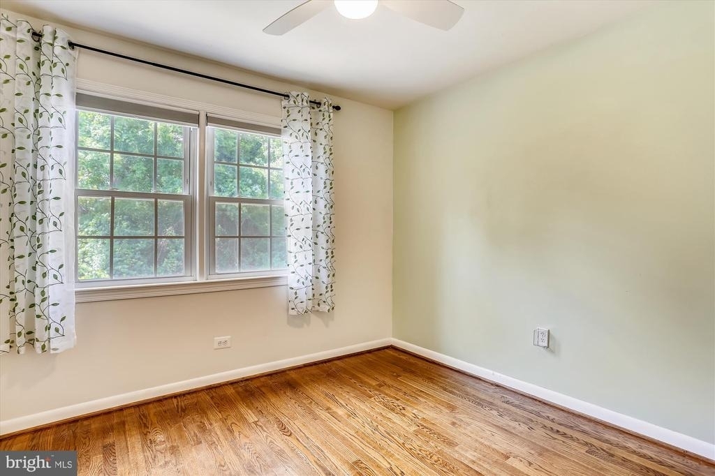 1804 Golf View Court - Photo 13