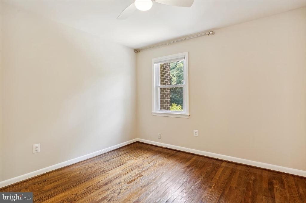1804 Golf View Court - Photo 14