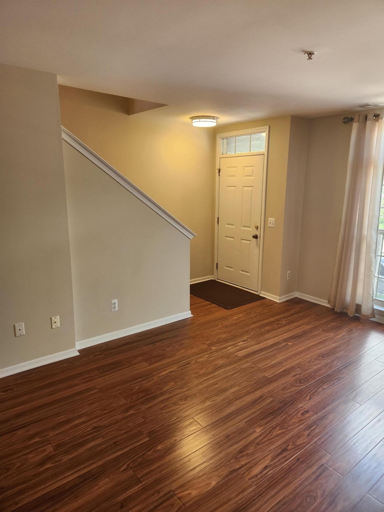 39475 Springwater Drive - Photo 2