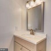 9708 Kingsbridge Drive - Photo 24