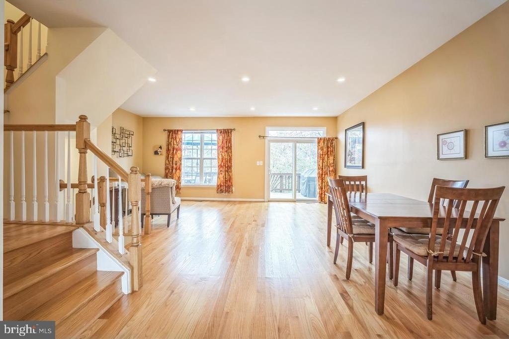11551 Laurel Lake Square - Photo 5