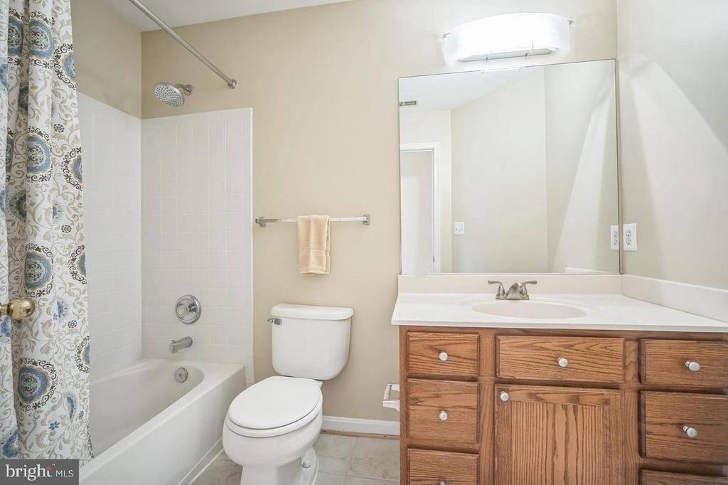 11551 Laurel Lake Square - Photo 23