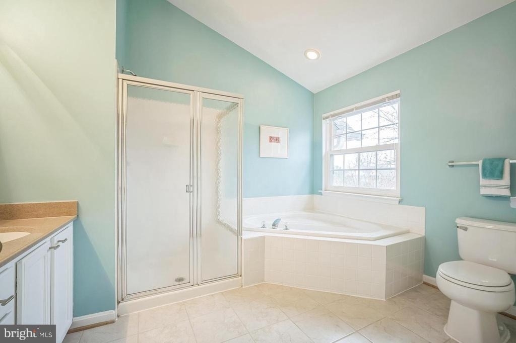 11551 Laurel Lake Square - Photo 17