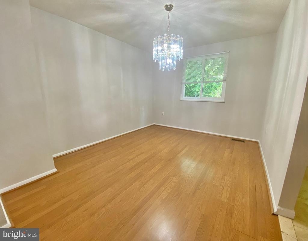 6212 Hillside Road - Photo 5
