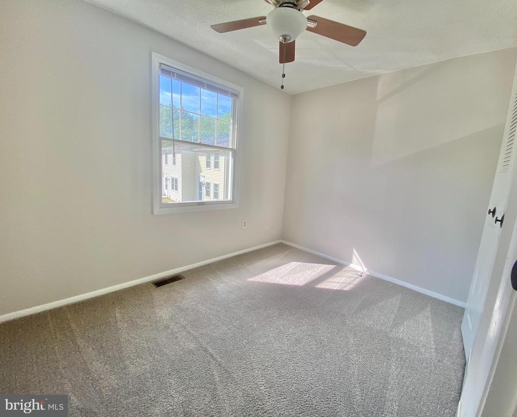 6212 Hillside Road - Photo 11