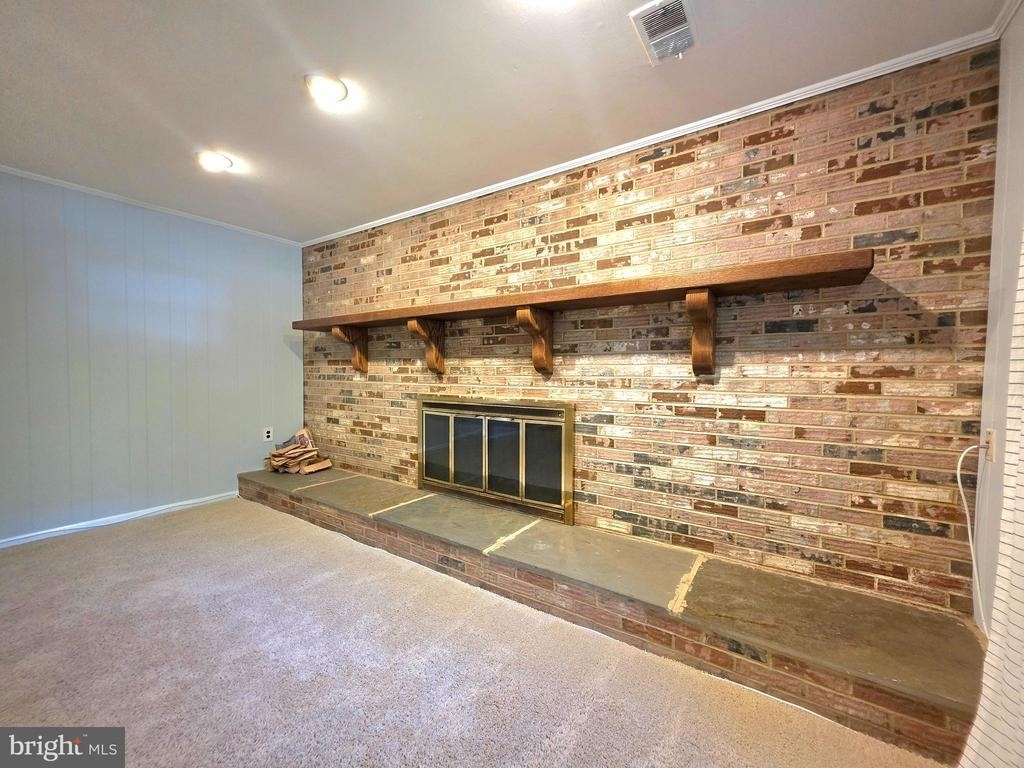 2215 Collingwood Road - Photo 28