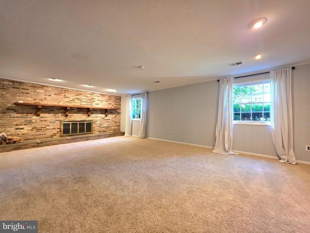 2215 Collingwood Road - Photo 26