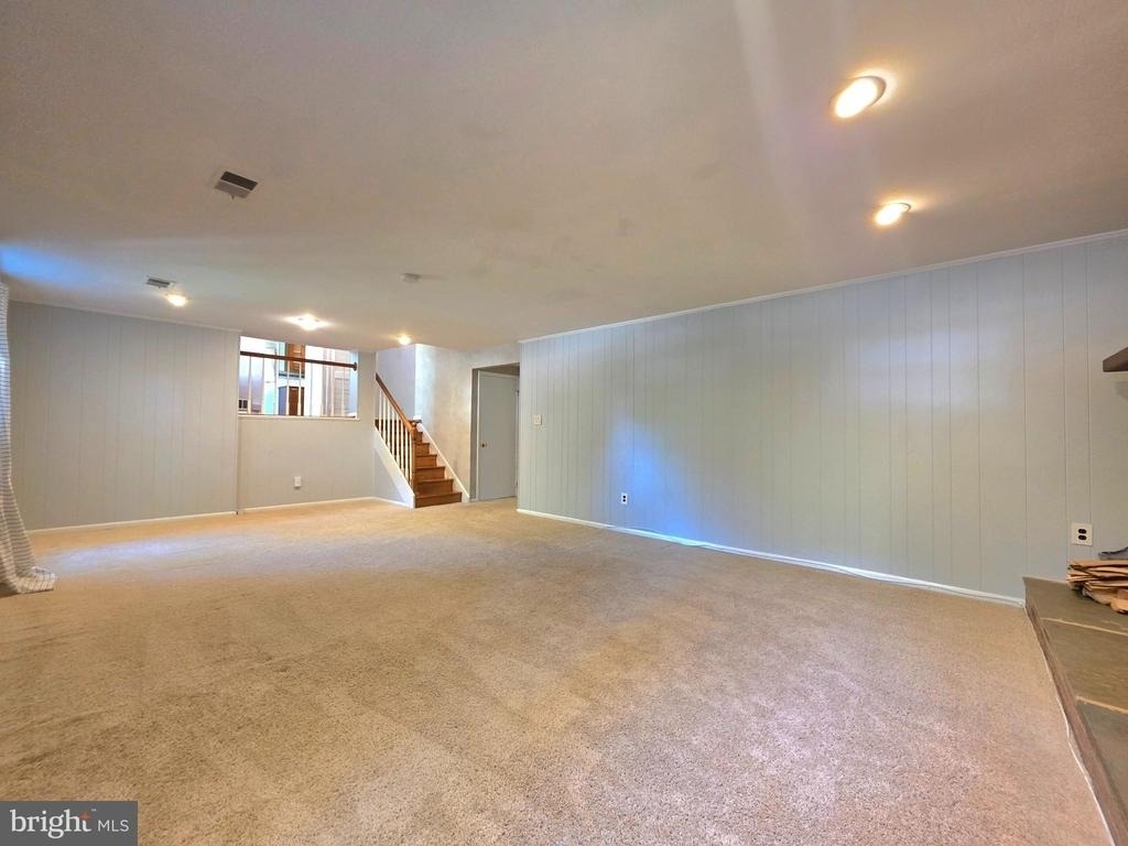 2215 Collingwood Road - Photo 29