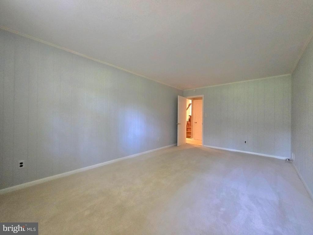 2215 Collingwood Road - Photo 32
