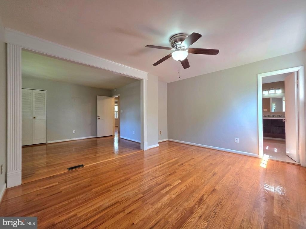 2215 Collingwood Road - Photo 18