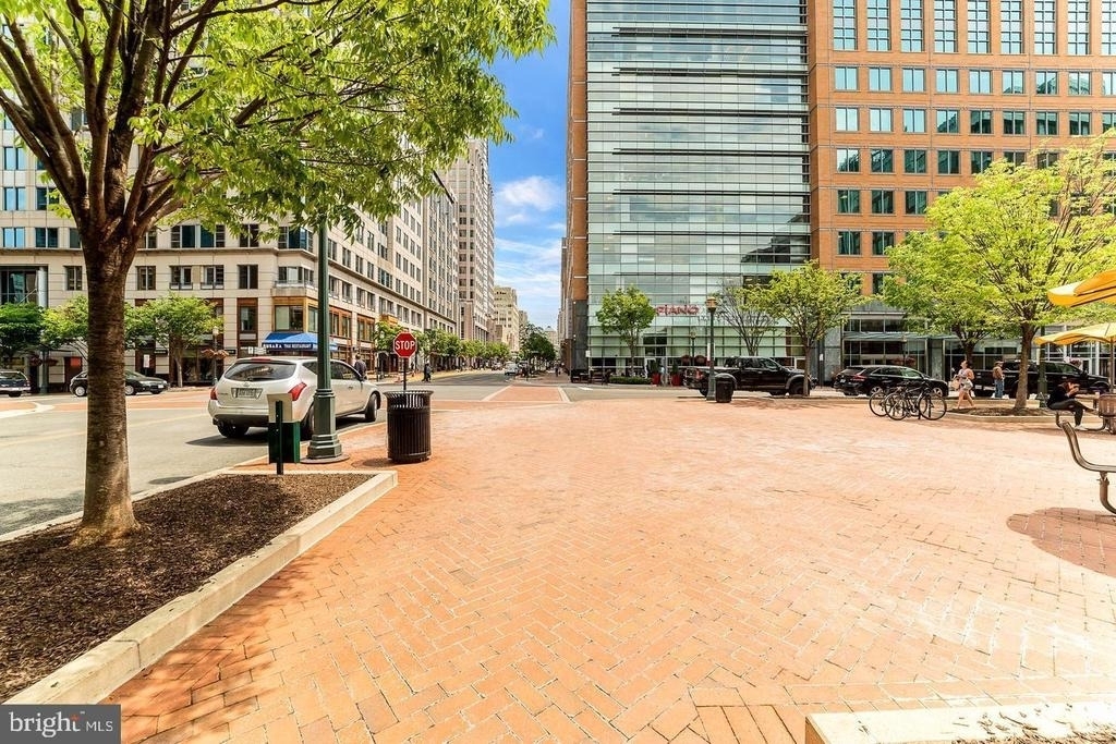 12001 Market Street - Photo 7
