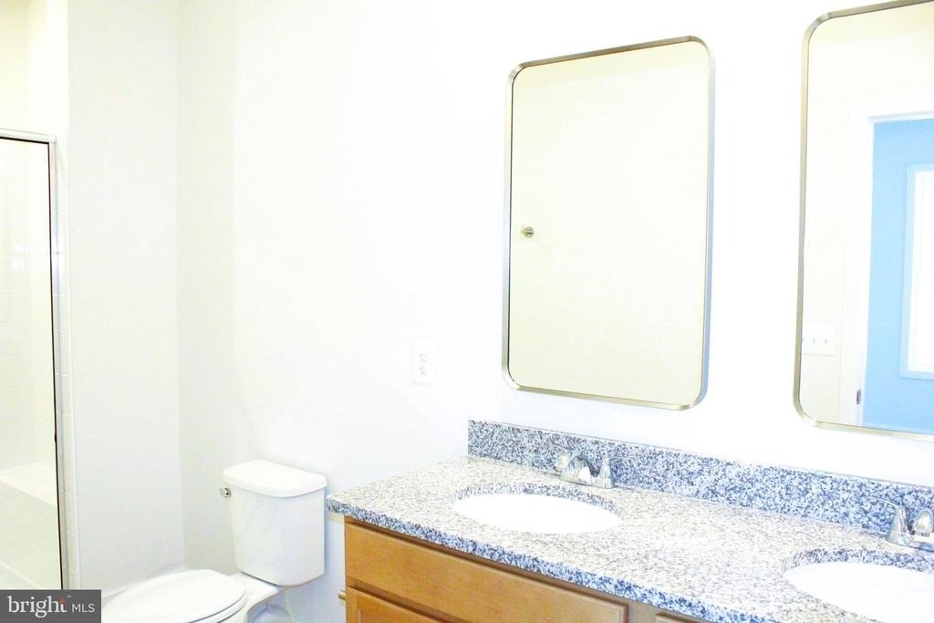 139 Heyford Drive - Photo 12
