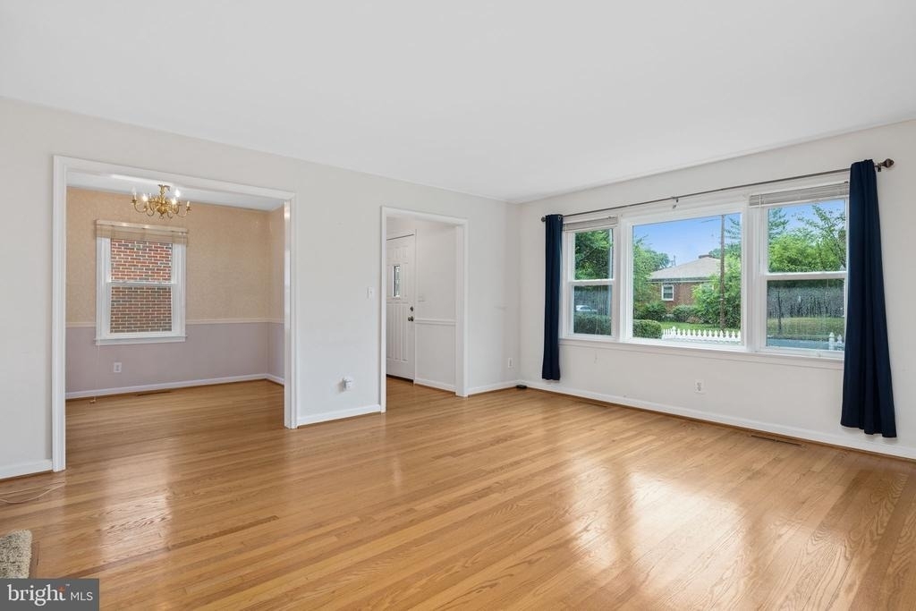 1312 Stafford Avenue - Photo 20