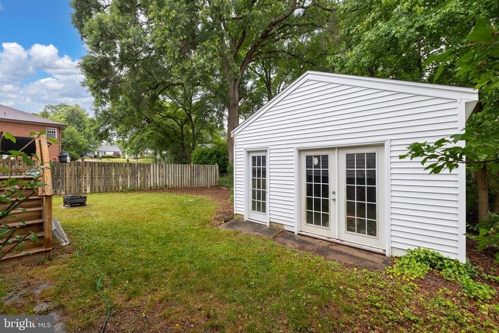 1312 Stafford Avenue - Photo 9