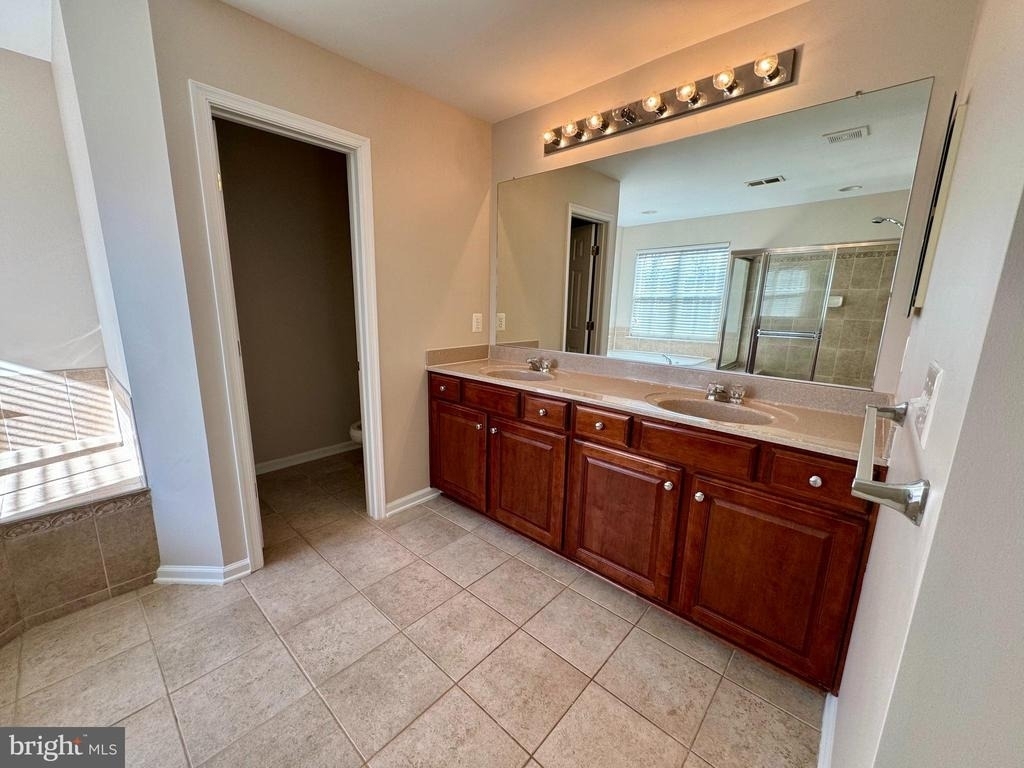 1308 Walker Drive - Photo 11
