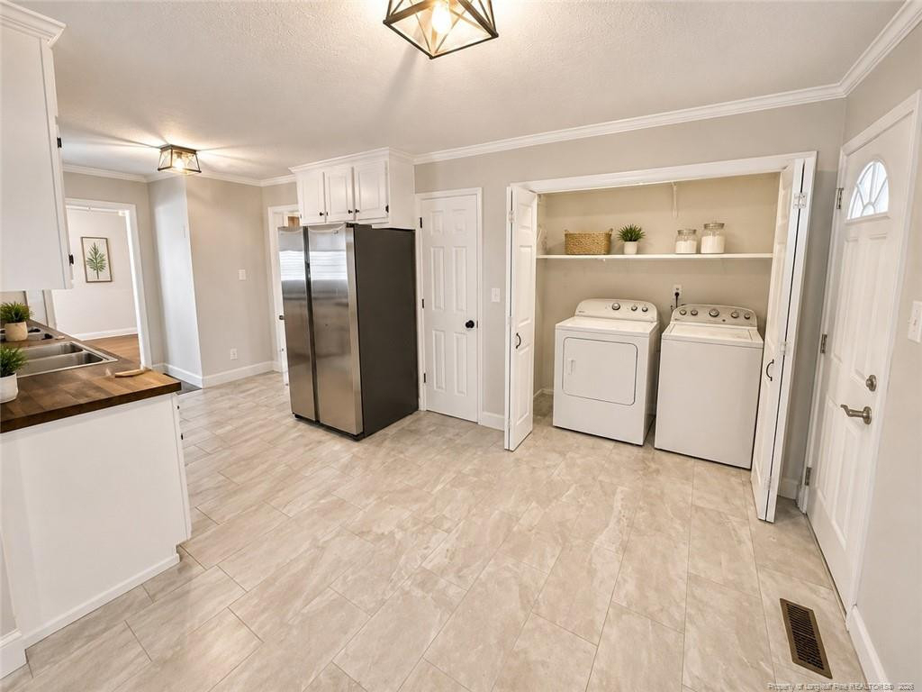 5800 Lagu Place - Photo 5