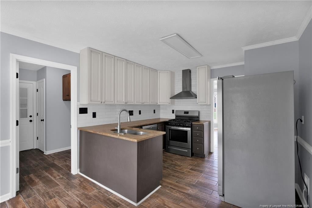 1183 Helmsley Drive - Photo 8