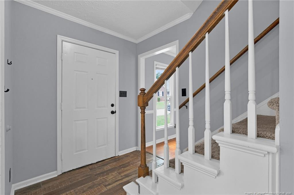 1183 Helmsley Drive - Photo 4