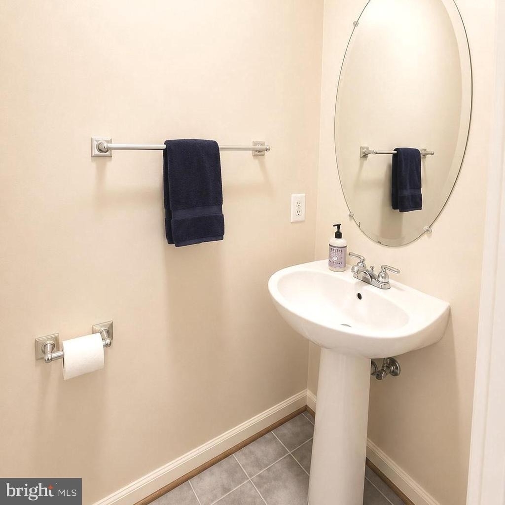 4921 Kilburn Street - Photo 3