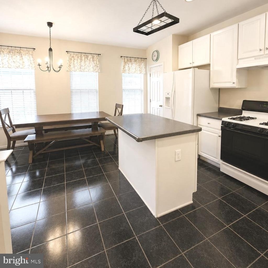 4921 Kilburn Street - Photo 6