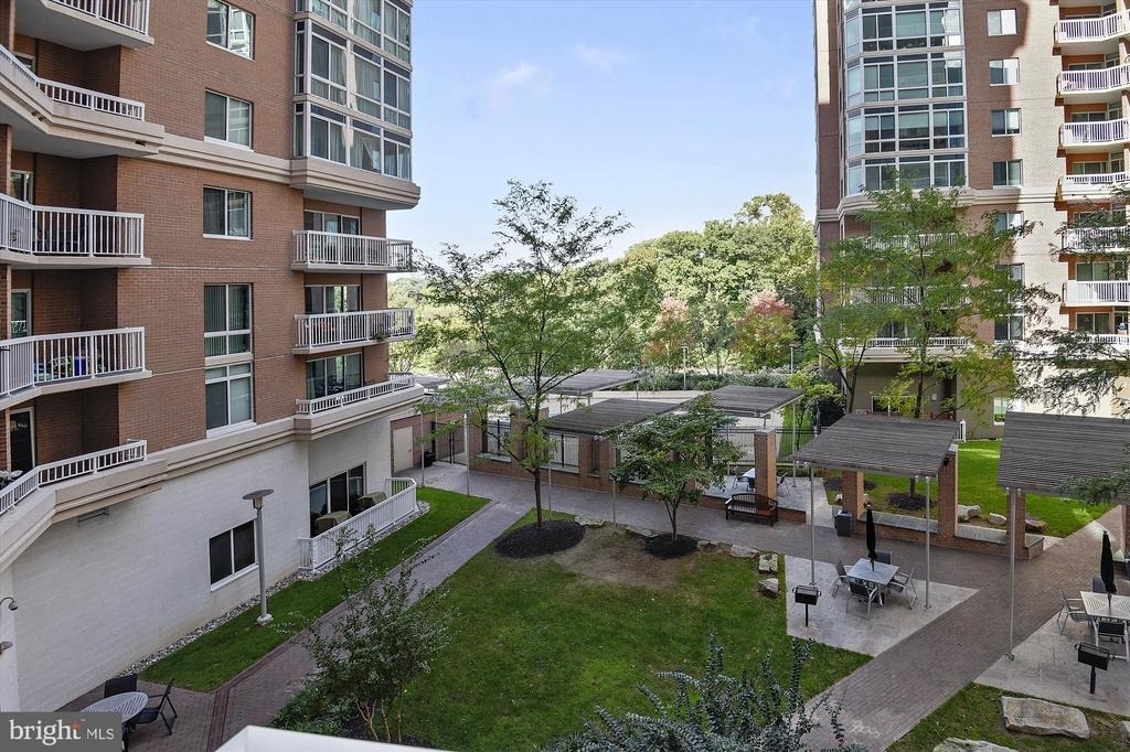 3101 N Hampton Drive - Photo 10