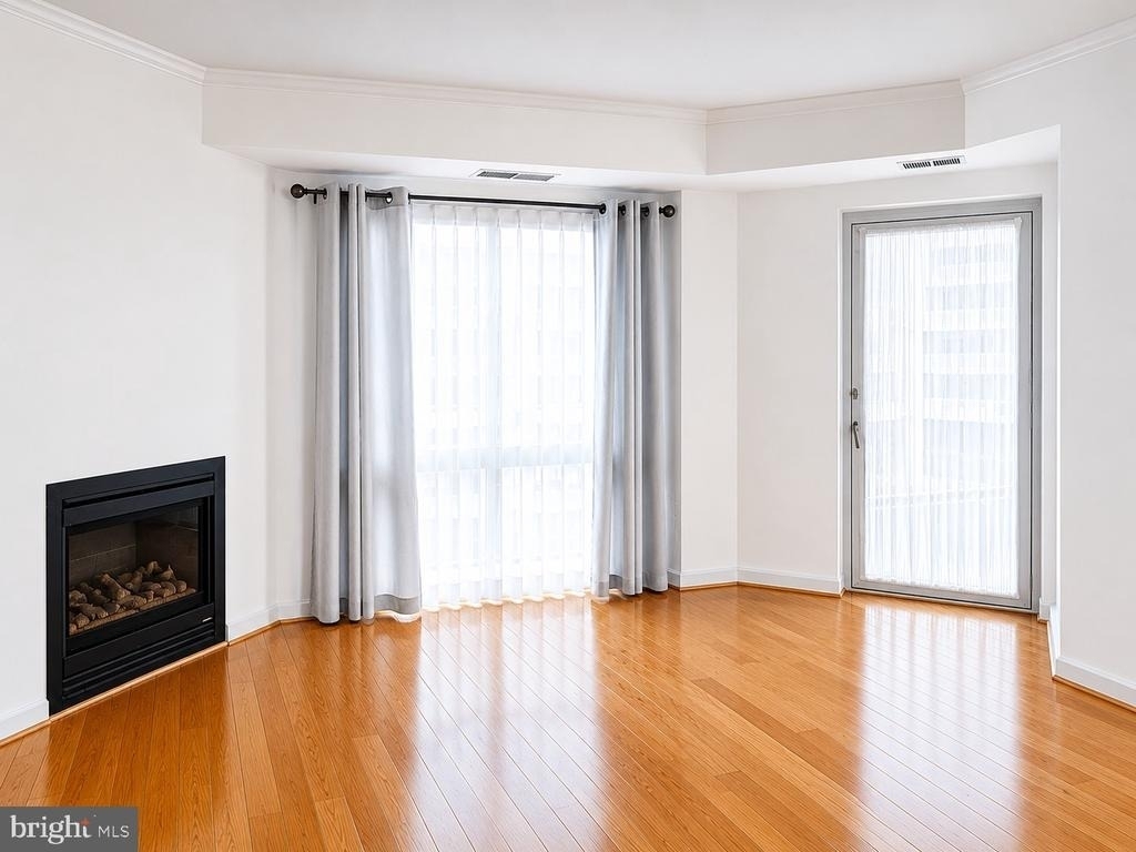 3101 N Hampton Drive - Photo 3