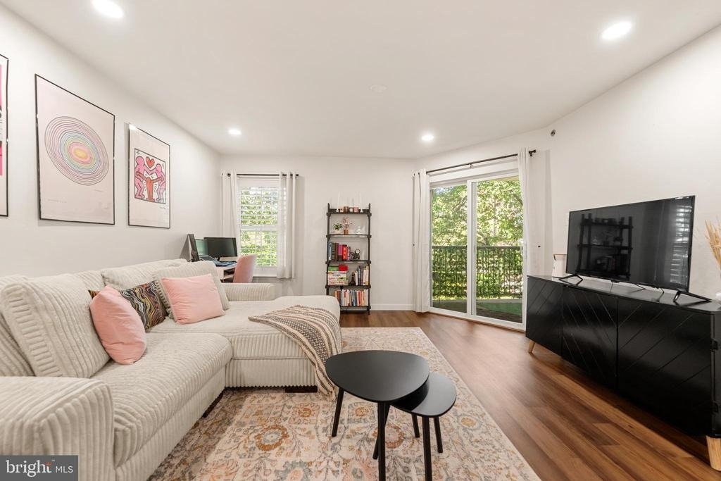 3307 Wyndham Circle - Photo 2