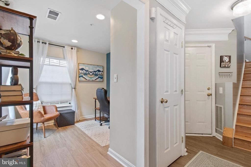 170 Martin Lane - Photo 5