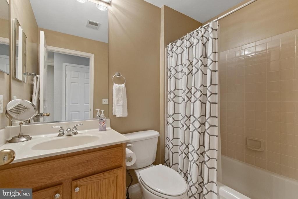 170 Martin Lane - Photo 33