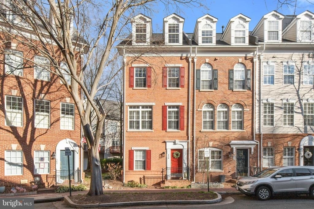 170 Martin Lane - Photo 3