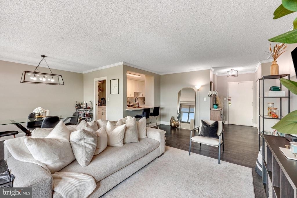 5500 Holmes Run Parkway - Photo 2