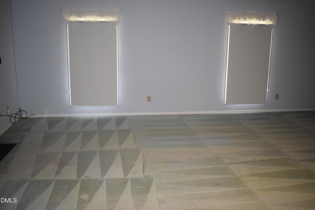 209 Reynolds N - Photo 13