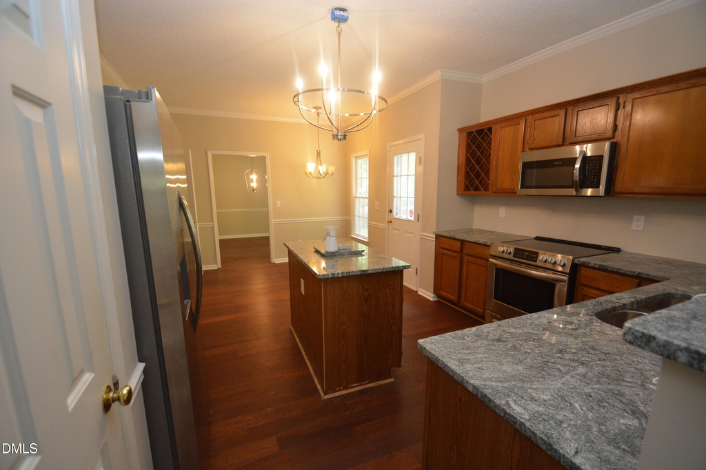 3406 Weatherby Drive - Photo 5