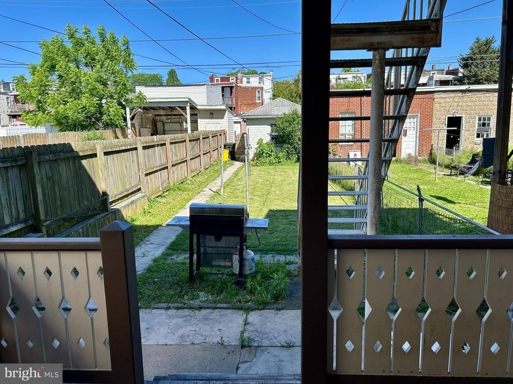 743 Madison Avenue - Photo 10