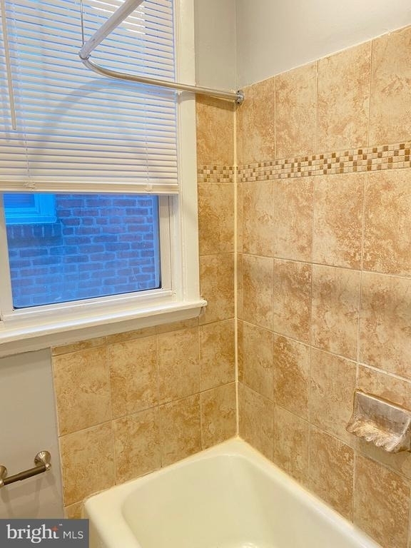 400-418 W Walnut Lane - Photo 9