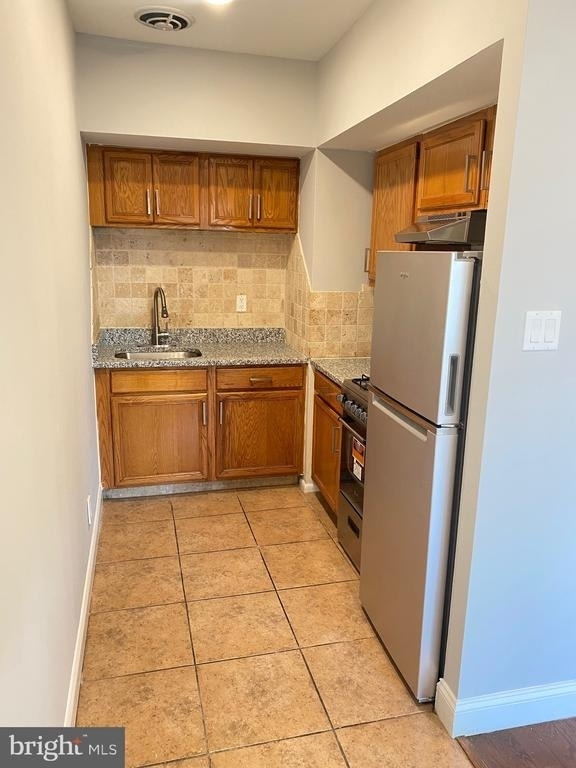 400-418 W Walnut Lane - Photo 5