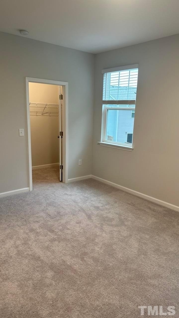 1078 Manorhaven Drive - Photo 15