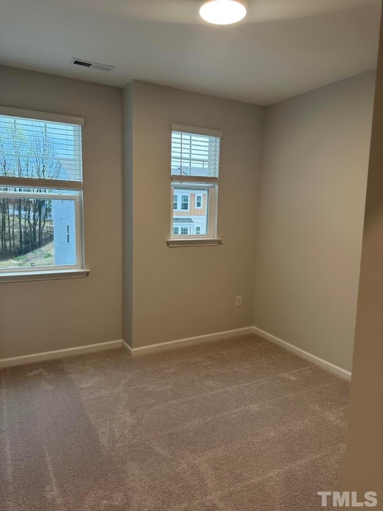 1078 Manorhaven Drive - Photo 23