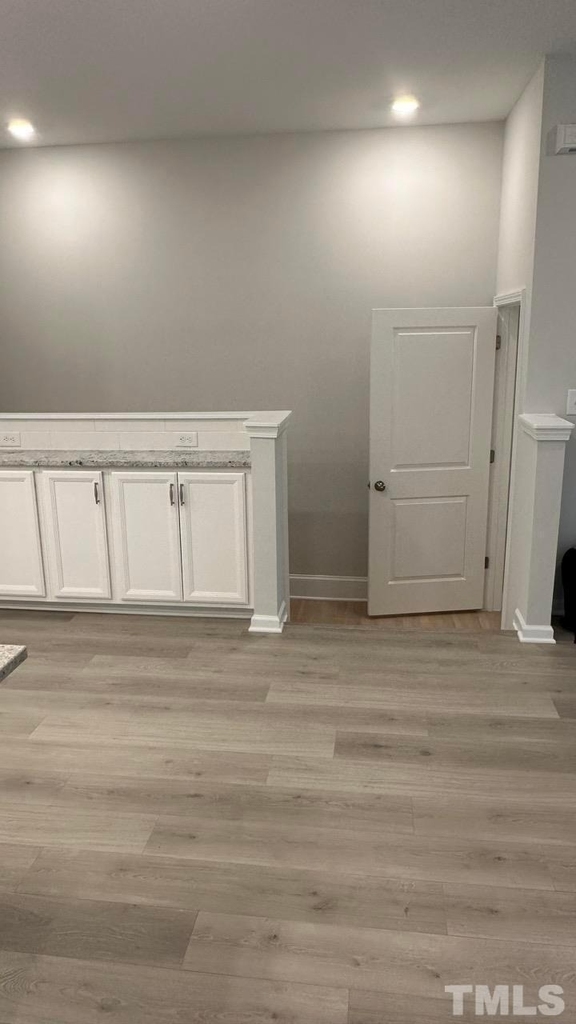 1078 Manorhaven Drive - Photo 6