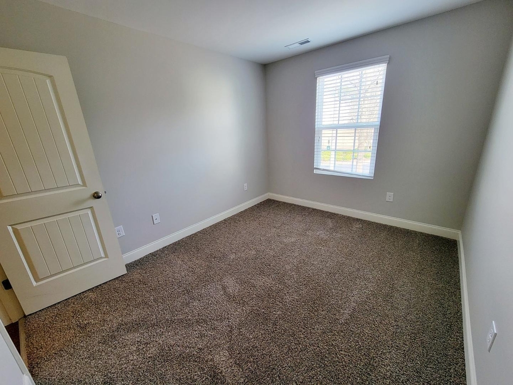 3944 Volkswalk Place - Photo 39