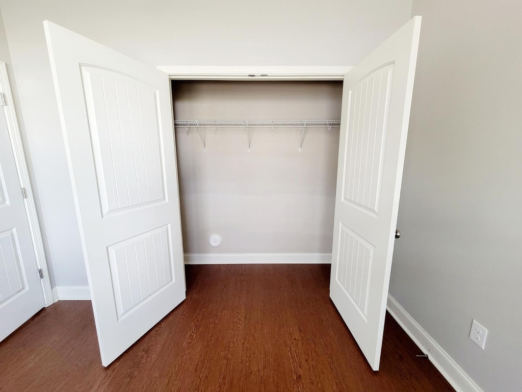 3944 Volkswalk Place - Photo 8