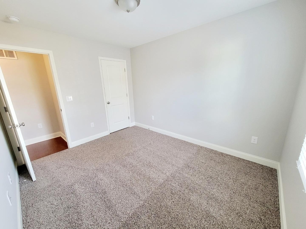 3944 Volkswalk Place - Photo 40