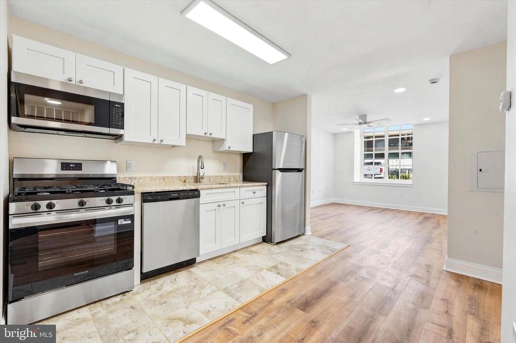 1050 E Montgomery Avenue - Photo 1